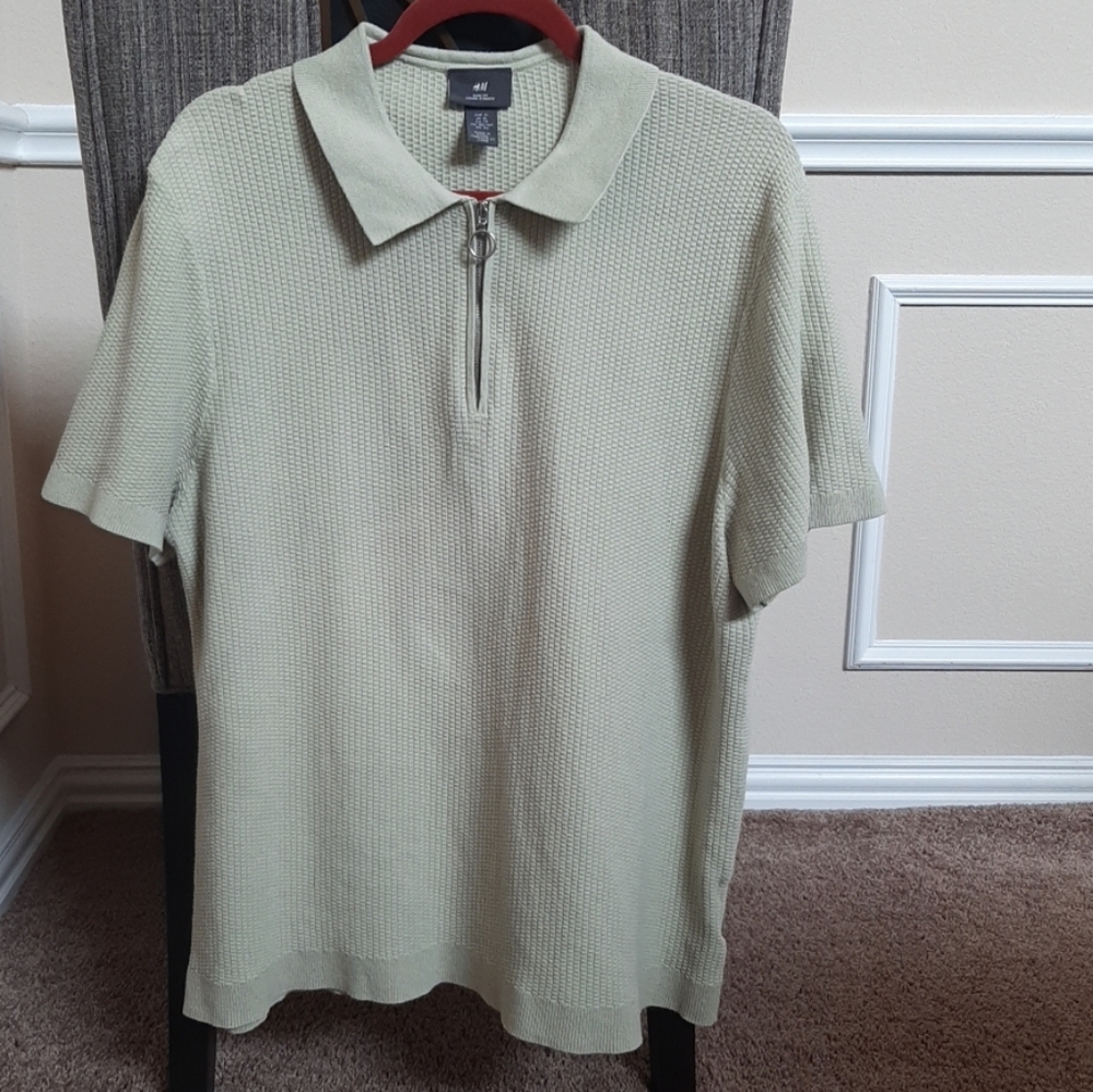 H&M Light Green Textured Polo Half Zip Shirt